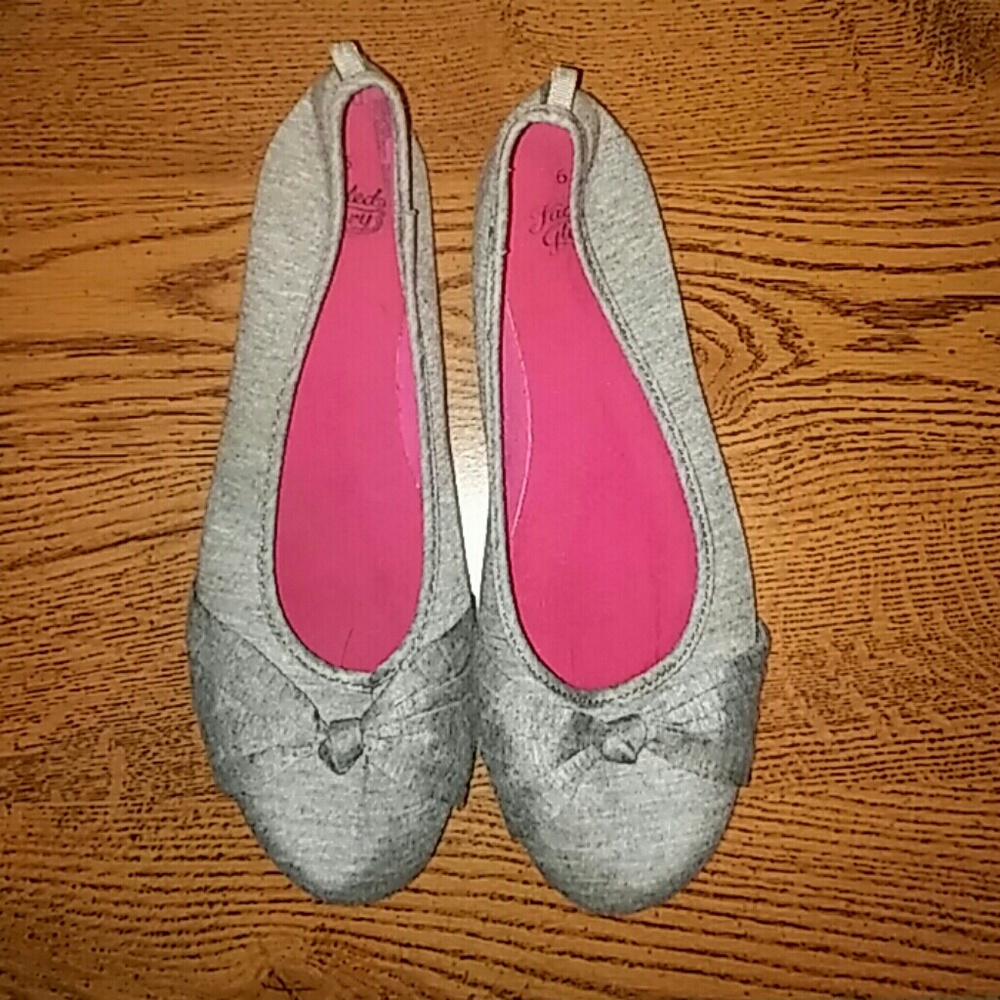 Gray Flats